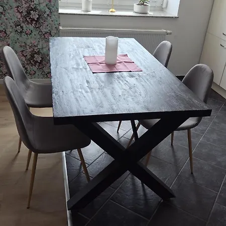 Mit 2 Schlafzimmern Und Infrarotkabine مرسبورغ